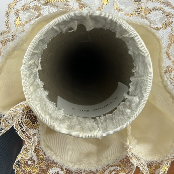 Vintage 1993 two sisters and co. Angel pug tree topper - Picture 5 of 6